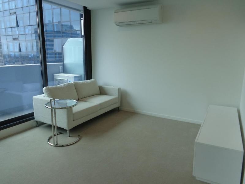 2102/5 Sutherland Street, Melbourne VIC 3000