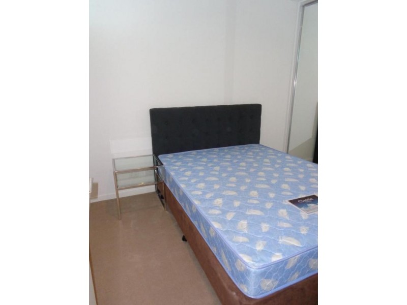 2102/5 Sutherland Street, Melbourne VIC 3000