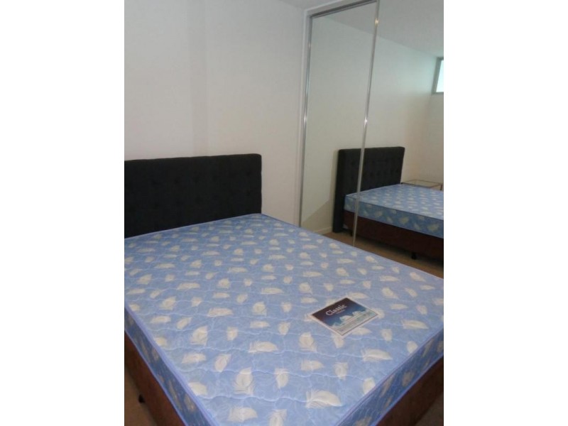 2102/5 Sutherland Street, Melbourne VIC 3000