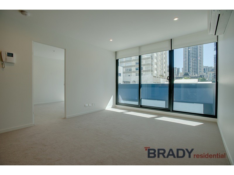 407/8 Sutherland Street, Melbourne VIC 3000