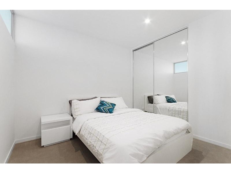 1602/5 Sutherland Street, Melbourne VIC 3000