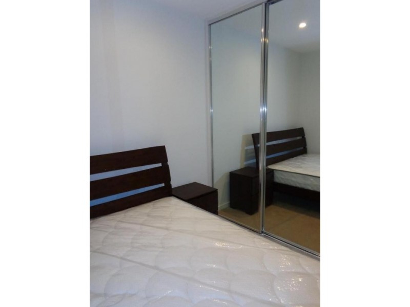404/8 Sutherland Street, Melbourne VIC 3000