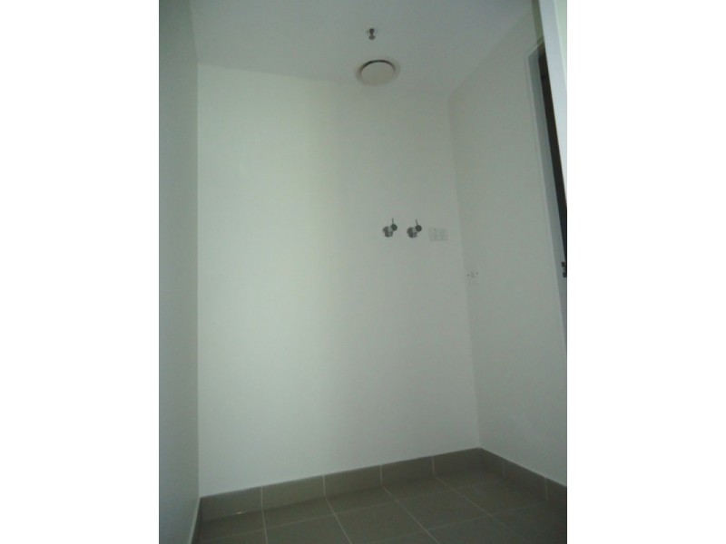 809/8 Sutherland Street, Melbourne VIC 3000