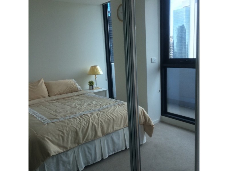 2402/8 Sutherland Street, Melbourne VIC 3000