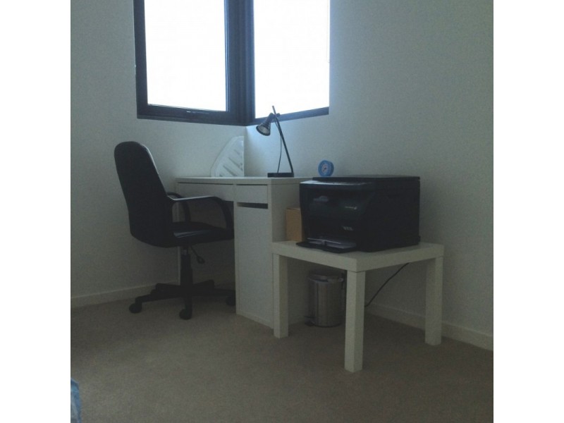 2402/8 Sutherland Street, Melbourne VIC 3000