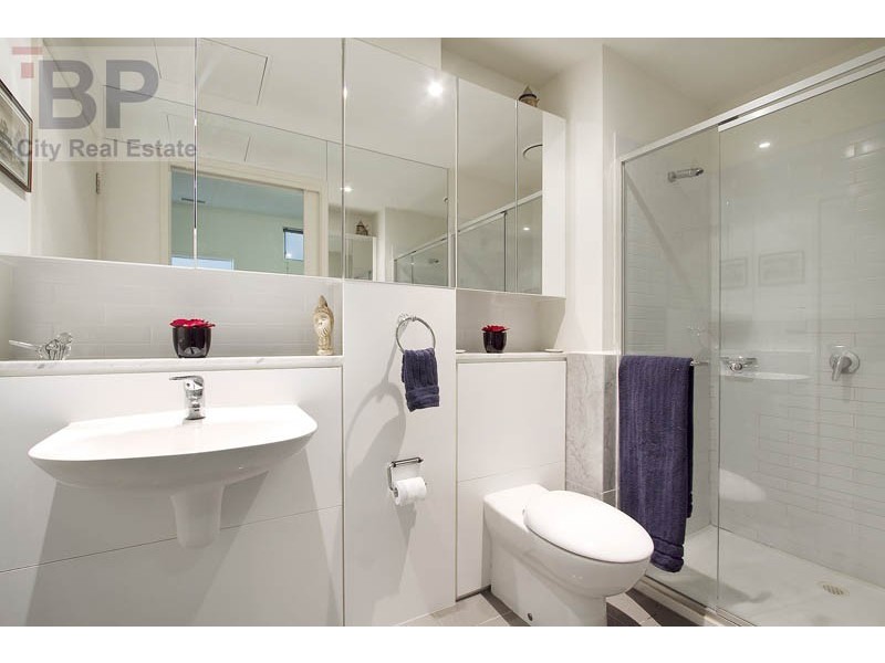1807/25-33 Wills Street, Melbourne VIC 3000