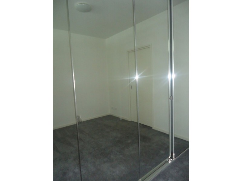 704/25-33 Wills Street, Melbourne VIC 3000