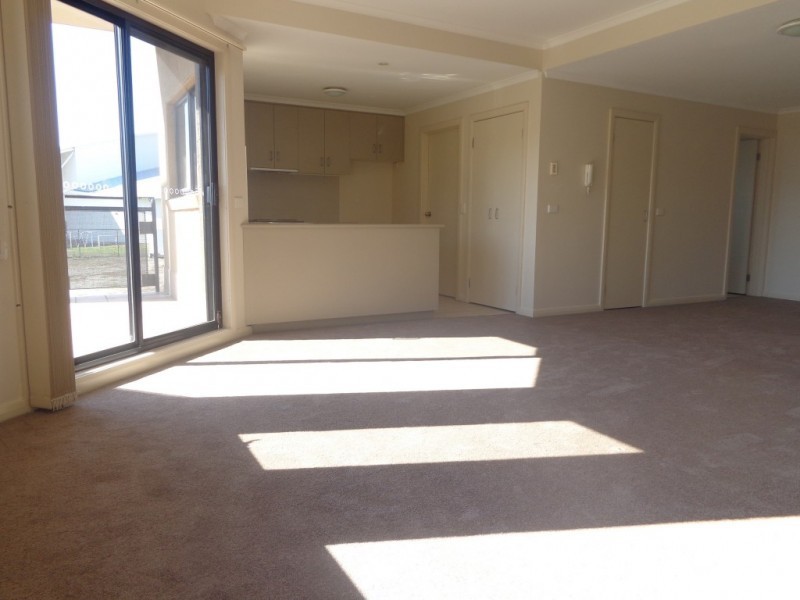 56/337 Station Street, Fairfield VIC 3078