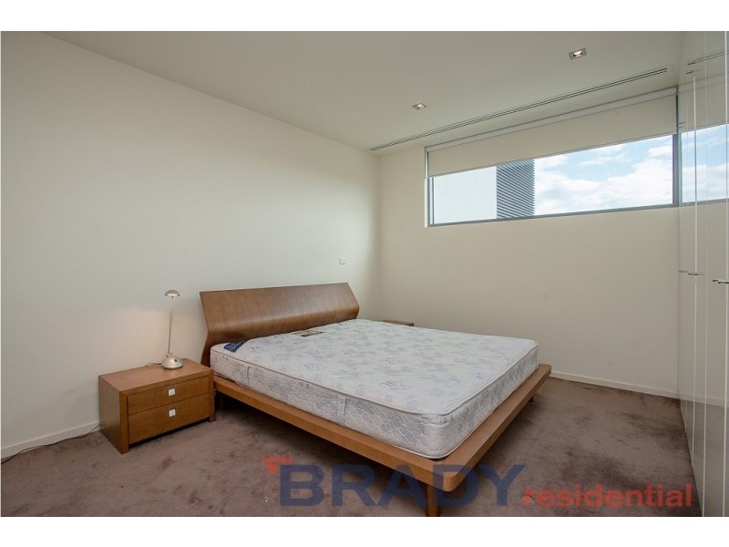 2402/25-33 Wills Street, Melbourne VIC 3000
