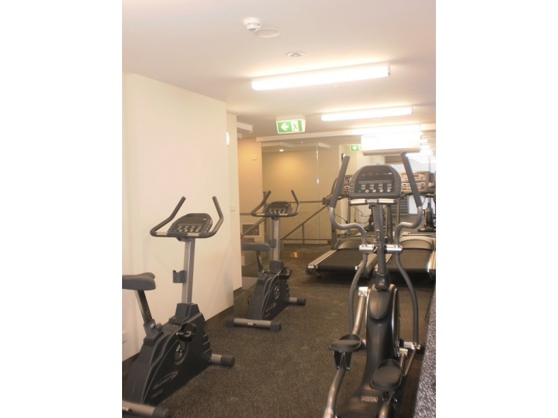 2402/8 Exploration Lane, Melbourne VIC 3000