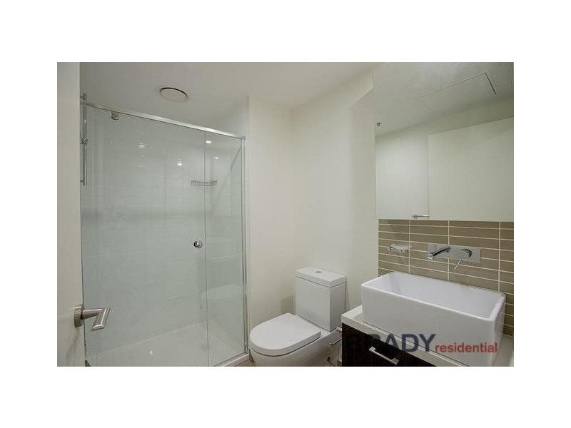 1209/8 Sutherland Street, Melbourne VIC 3000