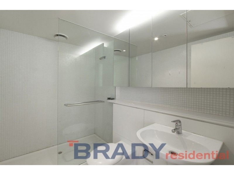 302/22-40 Wills Street, Melbourne VIC 3000
