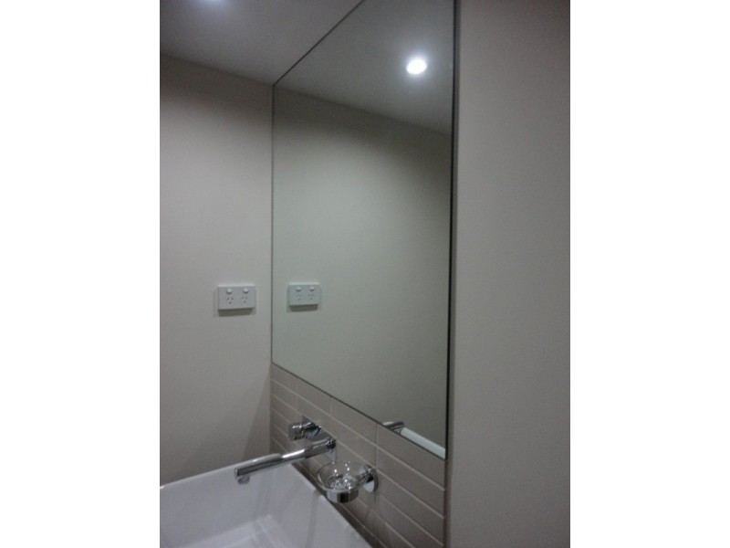 105/8 Exploration Lane, Melbourne VIC 3000