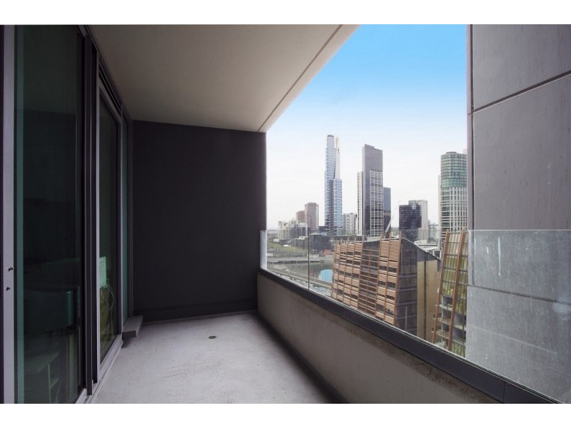 1910/8 Downie Street, Melbourne VIC 3000
