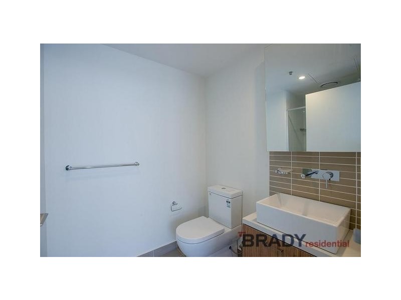 2101/8 Sutherland Street, Melbourne VIC 3000