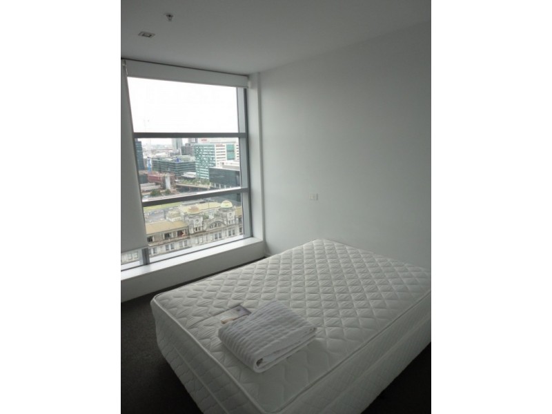 2205/8 Downie Street, Melbourne VIC 3000