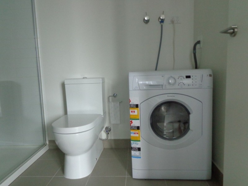 808/8 Sutherland Street, Melbourne VIC 3000