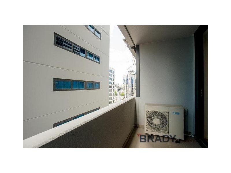 1703/8 Sutherland Street, Melbourne VIC 3000