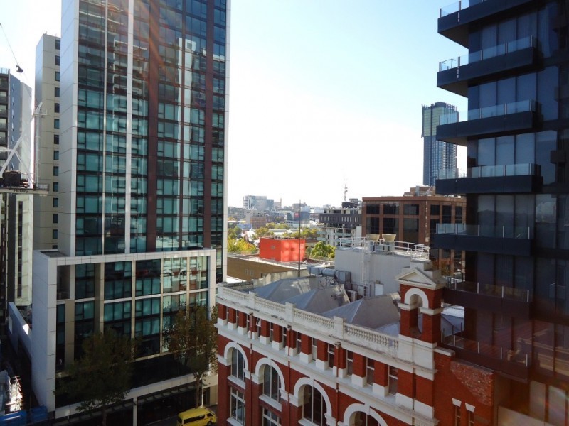 806/25-33 WIlls Street, Melbourne VIC 3000