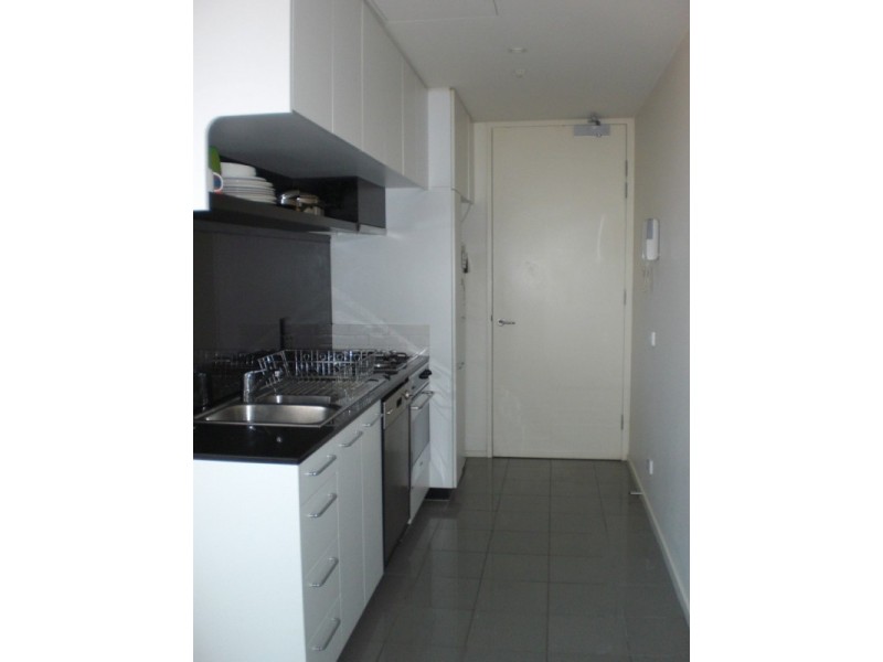 2105/22-40 Wills Street, Melbourne VIC 3000