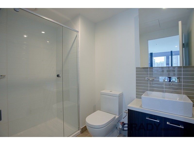 1005/8 Sutherland Street, Melbourne VIC 3000