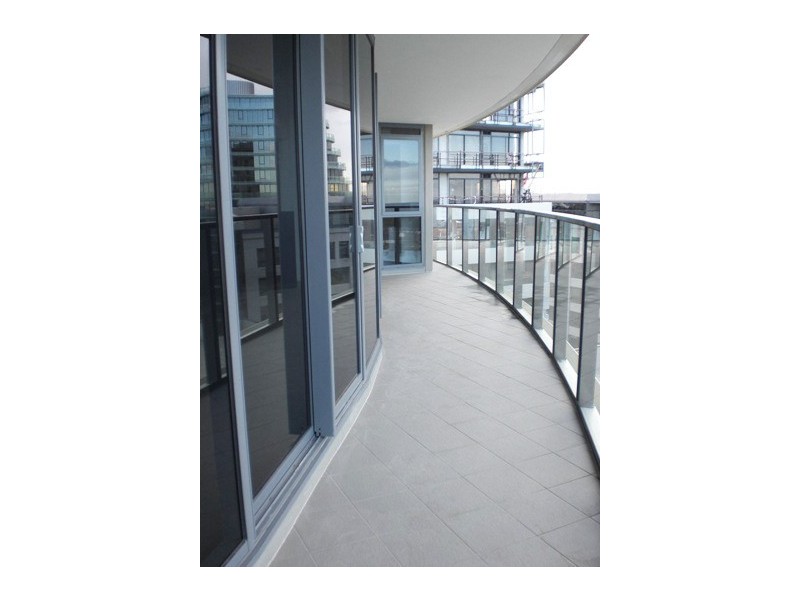 1206/55 Queens Road, Melbourne VIC 3000
