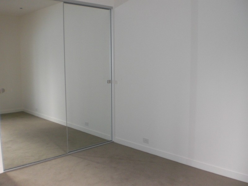 1206/55 Queens Road, Melbourne VIC 3000