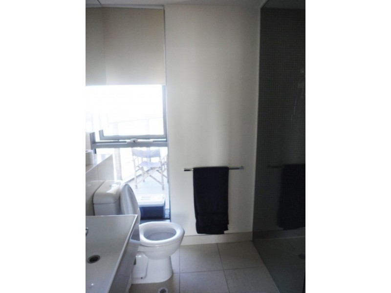 1206/55 Queens Road, Melbourne VIC 3000