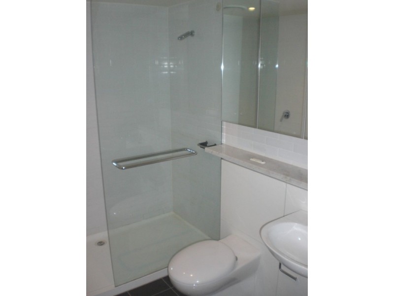 1702/22-40 Wills Street, Melbourne VIC 3000