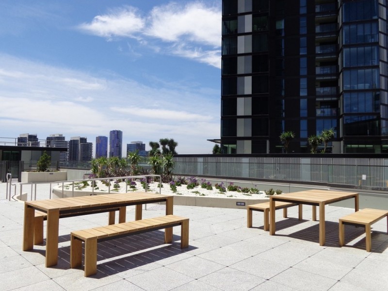 906/9 Waterside Place, Docklands VIC 3008