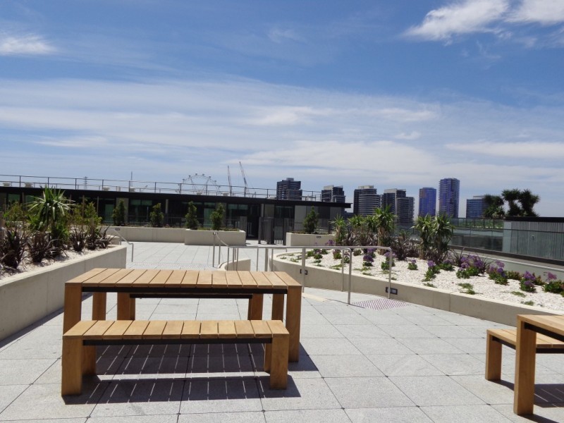 906/9 Waterside Place, Docklands VIC 3008