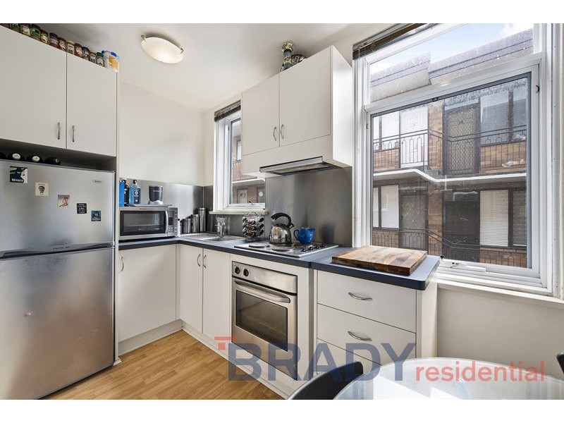 27/25 Robe Street, St Kilda VIC 3182