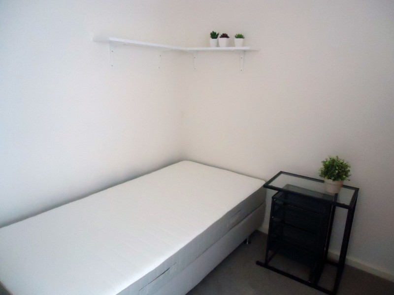 1304/8 Exploration Lane, Melbourne VIC 3000