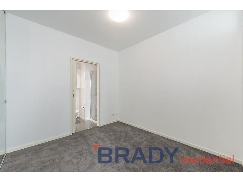 1807/25-33 Wills Street, Melbourne VIC 3000