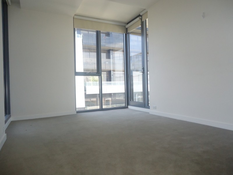 1206/55 Queens Road, Melbourne VIC 3004