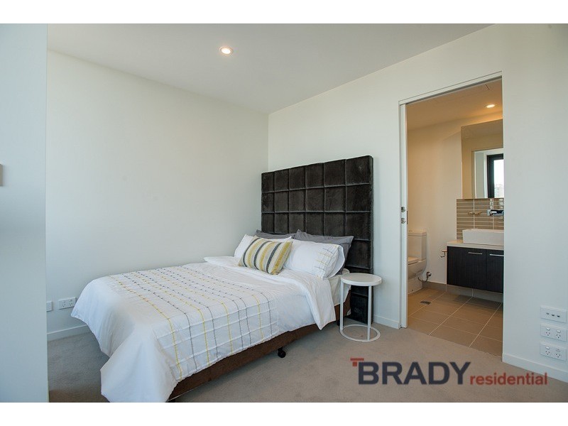 3202/8 Sutherland Street, Melbourne VIC 3000