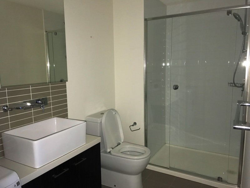 402/8 Sutherland Street, Melbourne VIC 3000