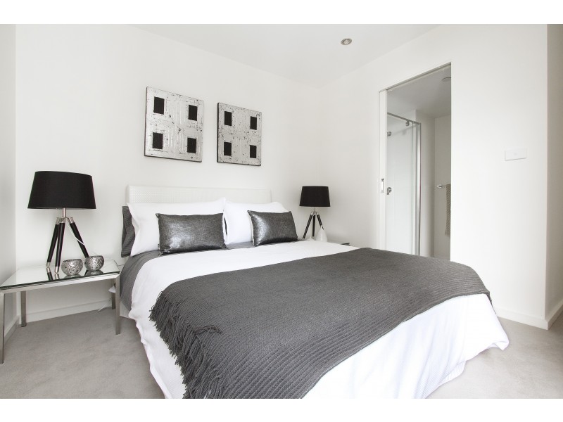 2406/8 Exploration Lane, Melbourne VIC 3000