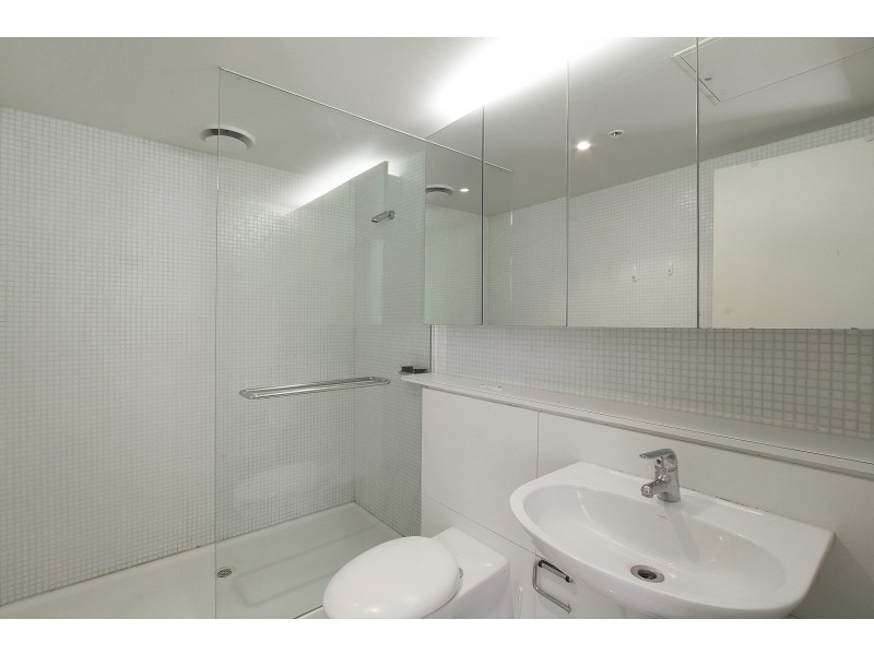 302/22-40 Wills Street, Melbourne VIC 3000