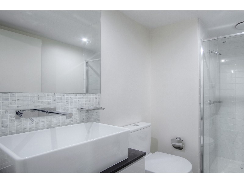 1806/8 Exploration Lane, Melbourne VIC 3000