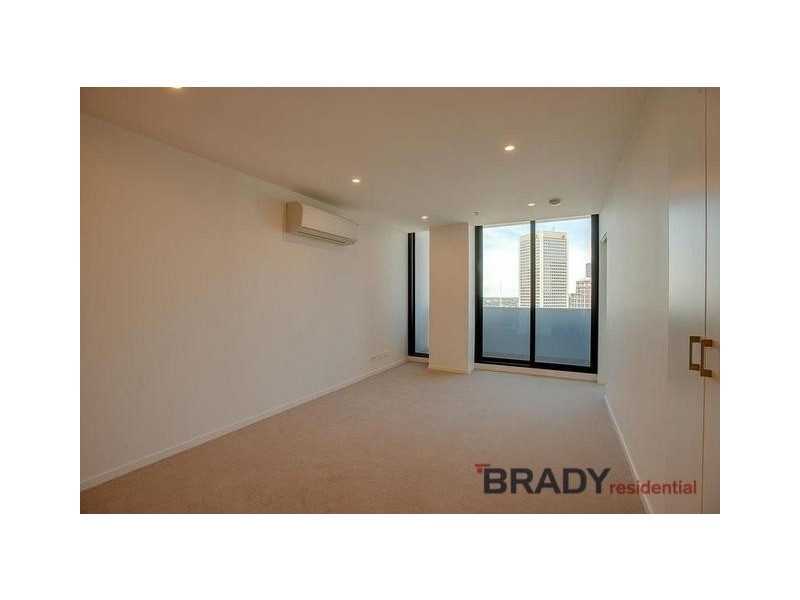 2502/8 Sutherland Street, Melbourne VIC 3000