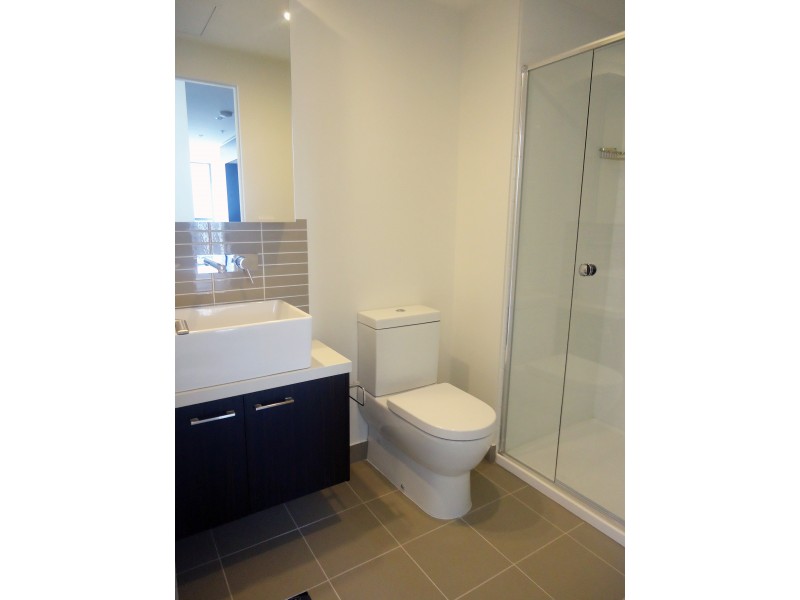 3807/8 Sutherland Street, Melbourne VIC 3000