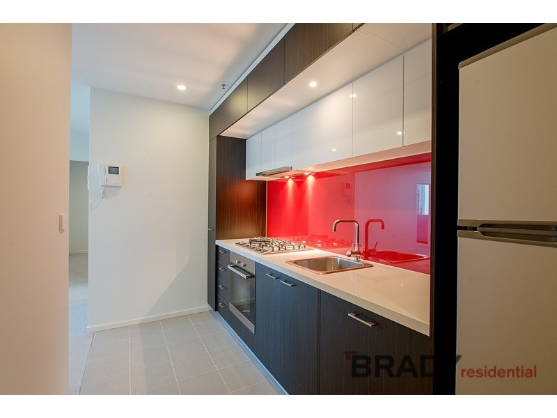 2202/8 Sutherland Street, Melbourne VIC 3000