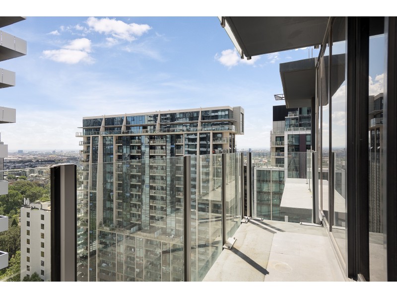 2305/22-40 Wills Street, Melbourne VIC 3000