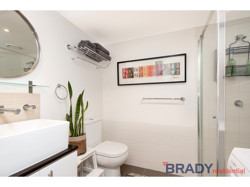 202/8 Exploration Lane, Melbourne VIC 3000