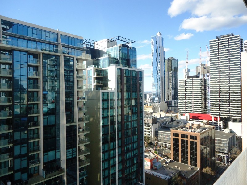 1702/25-33 Wills Street, Melbourne VIC 3000