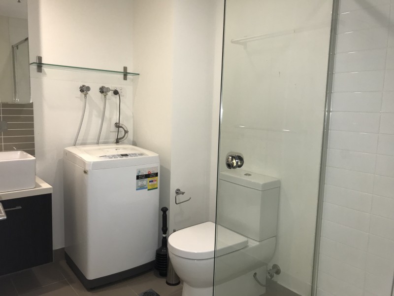 1308/5 Sutherland Street, Melbourne VIC 3000