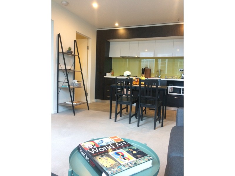 609/8 Sutherland Street, Melbourne VIC 3000
