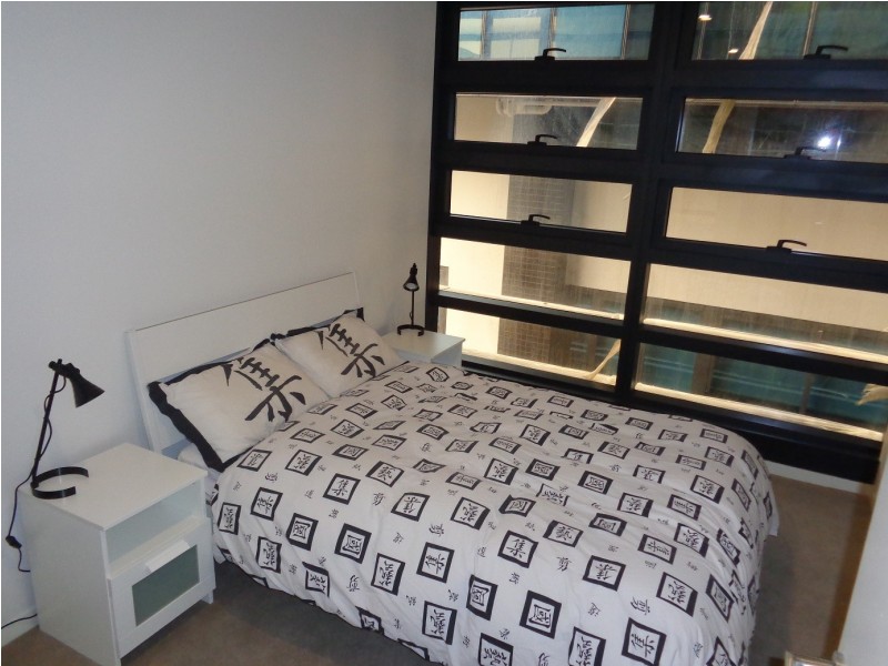 703/8 Sutherland Street, Melbourne VIC 3000