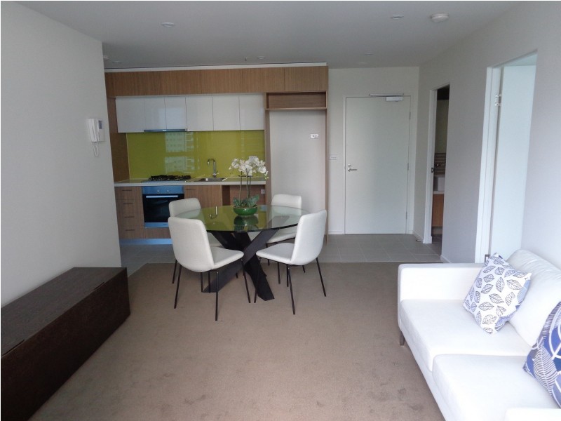 1505/8 Sutherland Street, Melbourne VIC 3000